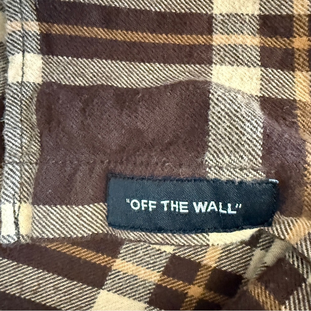 Vans Men’s Flannel Shirt (Small) | Brown Tan Plaid Long Sleeve Button-Up | 2022 - Picture 4 of 13